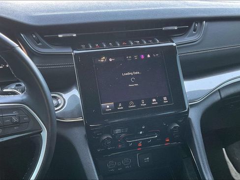 Used 2021 Jeep Grand Cherokee L Laredo AWD/4WD image 8