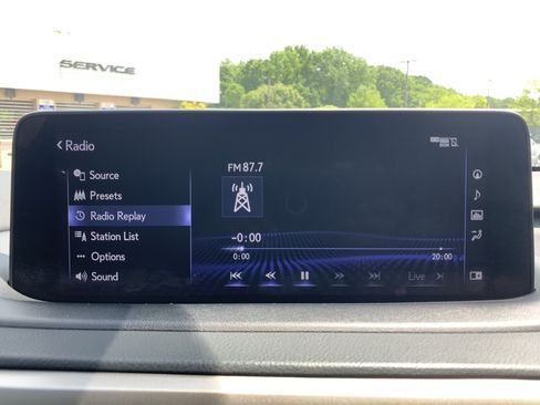 Used 2020 Lexus RX 450h AWD w/ Luxury Package image 23