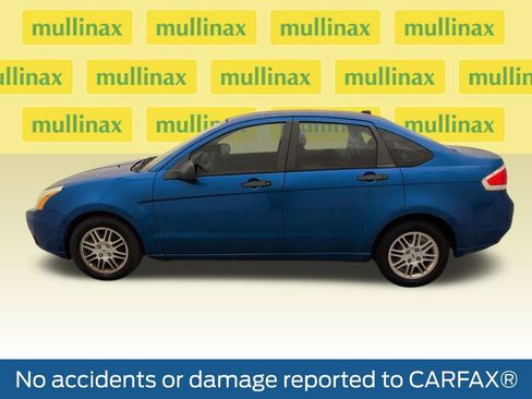 Used 2010 Ford Focus SE image 11