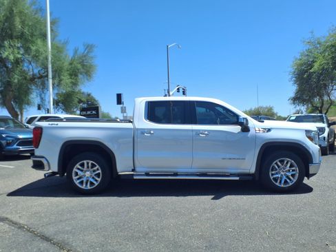 Used 2020 GMC Sierra 1500 SLT w/ SLT Premium Plus Package AWD/4WD image 4