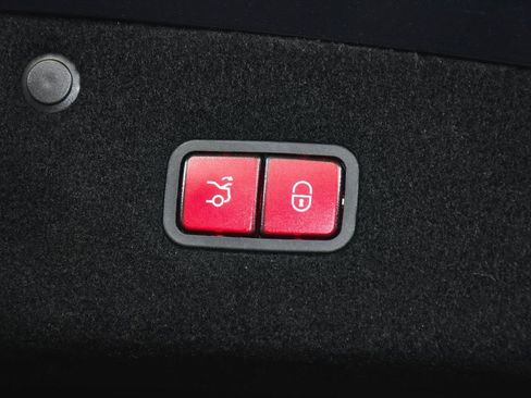 Used 2015 Mercedes-Benz S 63 AMG 4MATIC Coupe image 84