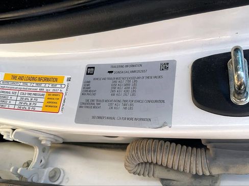 Used 2021 Chevrolet Suburban High Country image 19