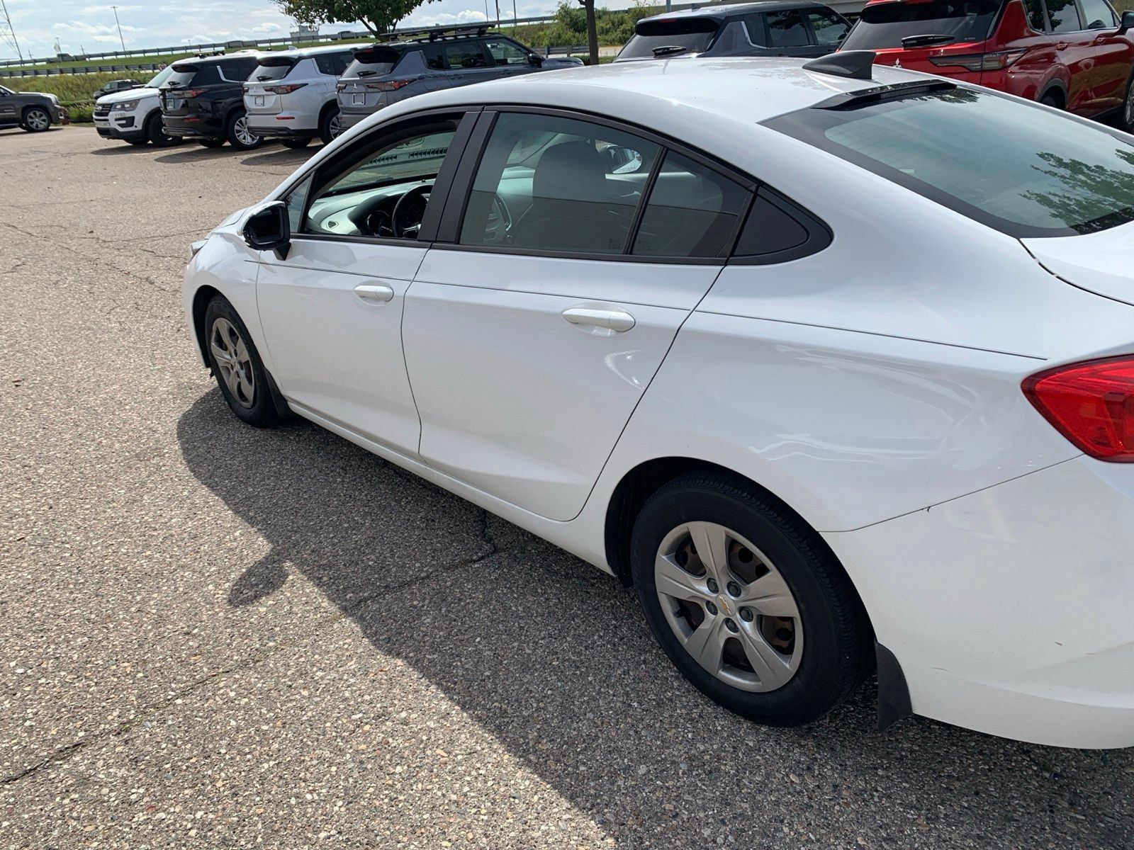 Used 2016 Chevrolet Cruze LS FWD image 6