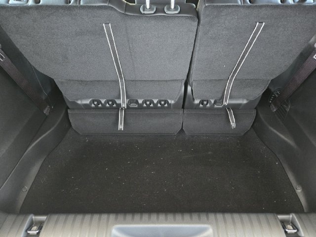 New 2027 Chrysler Pacifica Select FWD image 24
