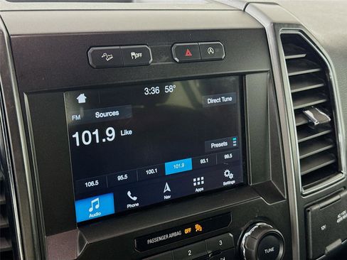 Used 2018 Ford F150 XLT w/ Equipment Group 302A Luxury image 7