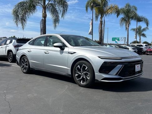 Used 2025 Hyundai Sonata SEL FWD image 5