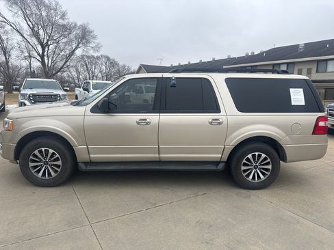 Used 2017 Ford Expedition EL XLT w/ Equipment Group 202A image 2