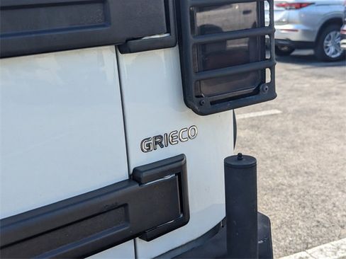 Used 2017 Jeep Wrangler Unlimited Sahara w/ Connectivity Group image 11