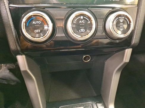 Used 2017 Subaru Forester 2.5i Limited image 24