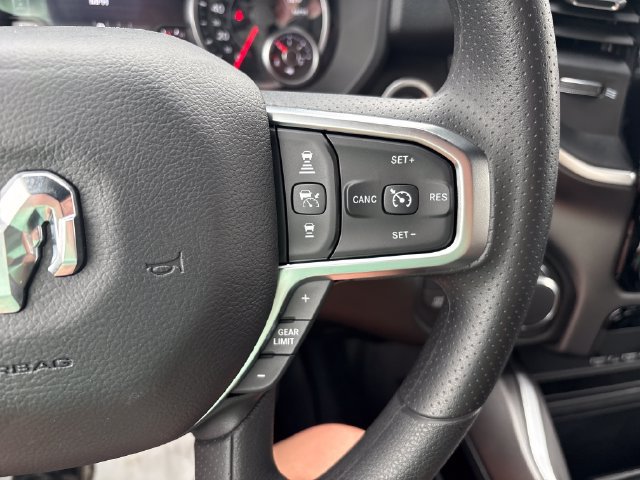New 2026 RAM 1500 Express AWD/4WD image 13