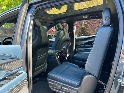 Used 2025 Cadillac Escalade IQ Luxury 2 w/ LPO, Premium Carpet Package AWD/4WD image 54