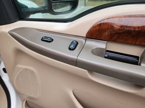Used 2004 Ford F250 SUPER DUTY image 34