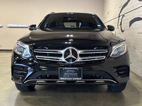 Used 2017 Mercedes-Benz GLC 300 4MATIC image 6