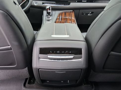 Used 2024 Cadillac Escalade Premium Luxury RWD image 27