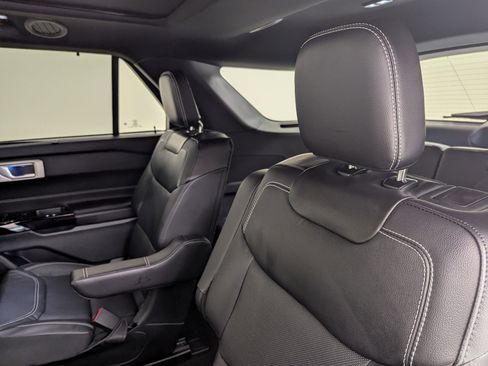 Used 2023 Ford Explorer ST w/ Equipment Group 401A image 22