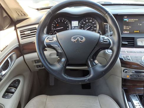 Used 2011 INFINITI M37 x w/ Deluxe Touring Pkg image 5