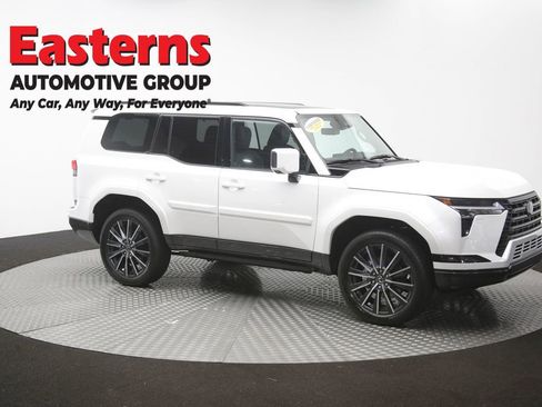 Used 2026 Lexus GX 550 w/ Cold Area Package AWD/4WD image 57