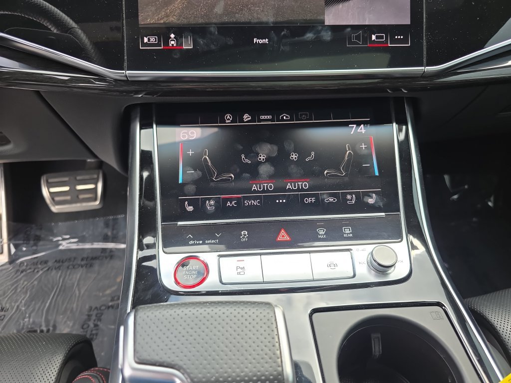 Used 2021 Audi RS Q8 w/ Carbon Optic Package AWD/4WD image 25