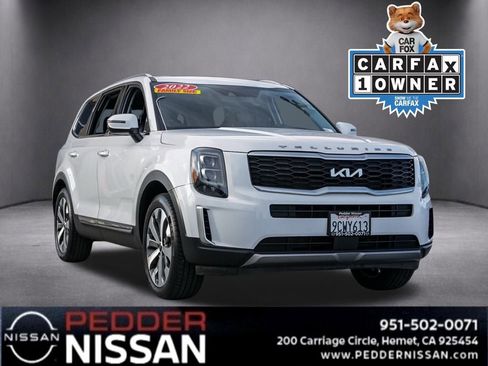 Used 2022 Kia Telluride EX w/ EX Premium Package image 2