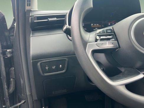 Used 2023 Hyundai Tucson SEL image 12