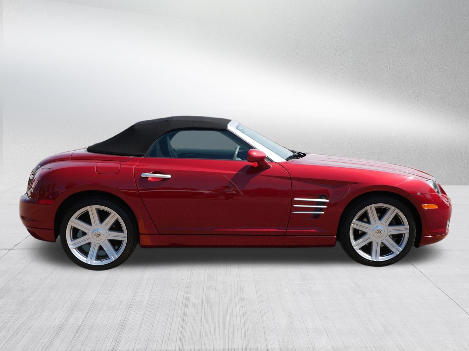 Used 2005 Chrysler Crossfire Limited RWD image 8