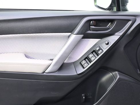 Used 2018 Subaru Forester 2.5i w/ Alloy Wheel Package image 22