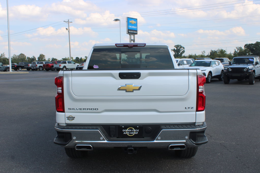 Used 2025 Chevrolet Silverado 1500 LTZ w/ LTZ Premium Package AWD/4WD image 8