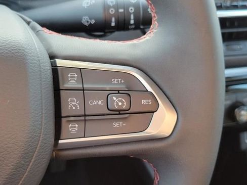 Used 2024 Jeep Compass Trailhawk w/ Trailhawk Elite Group image 29