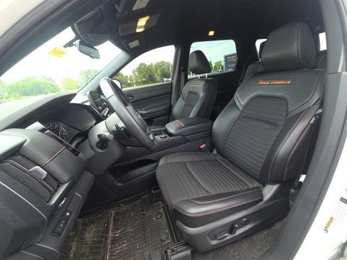 Used 2024 Nissan Pathfinder Rock Creek AWD/4WD image 24