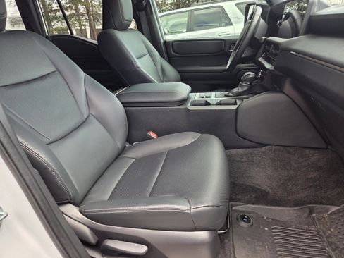 Used 2024 Toyota Land Cruiser image 8