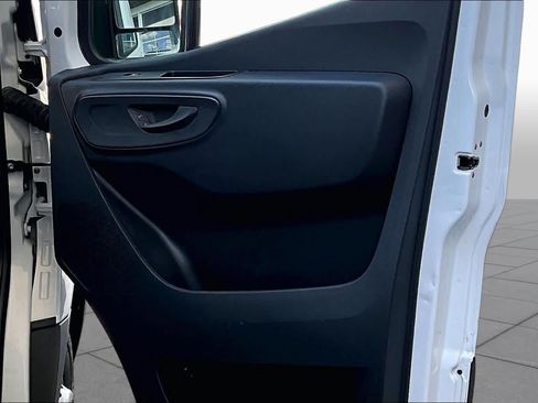 Used 2024 Mercedes-Benz Sprinter 3500 image 27