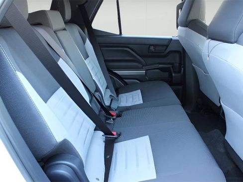 Used 2025 Toyota 4Runner TRD Off-Road image 21