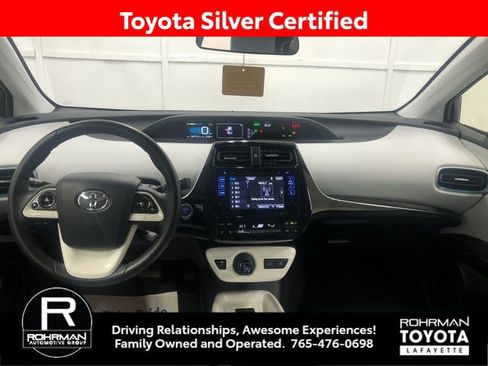 Certified 2017 Toyota Prius Three image 16