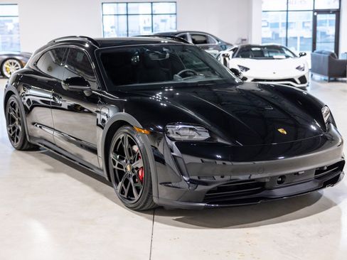 Used 2024 Porsche Taycan 4S image 10