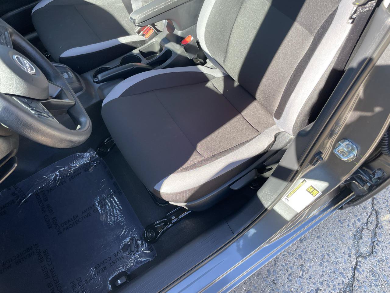 Used 2025 Nissan Versa S w/ Trunk Package FWD image 39