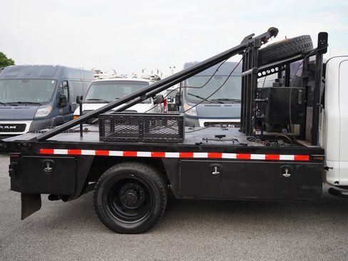 Used 2017 Ford F550 4x4 SuperCab Super Duty image 18