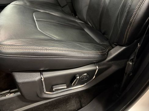 Used 2018 Ford Expedition Max Platinum AWD/4WD image 36