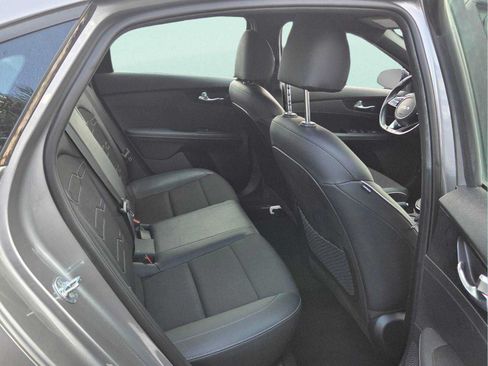 Used 2022 Kia Forte GT-Line FWD image 17