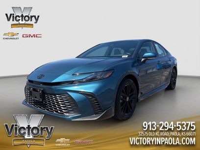 Used 2025 Toyota Camry SE w/ Convenience Package