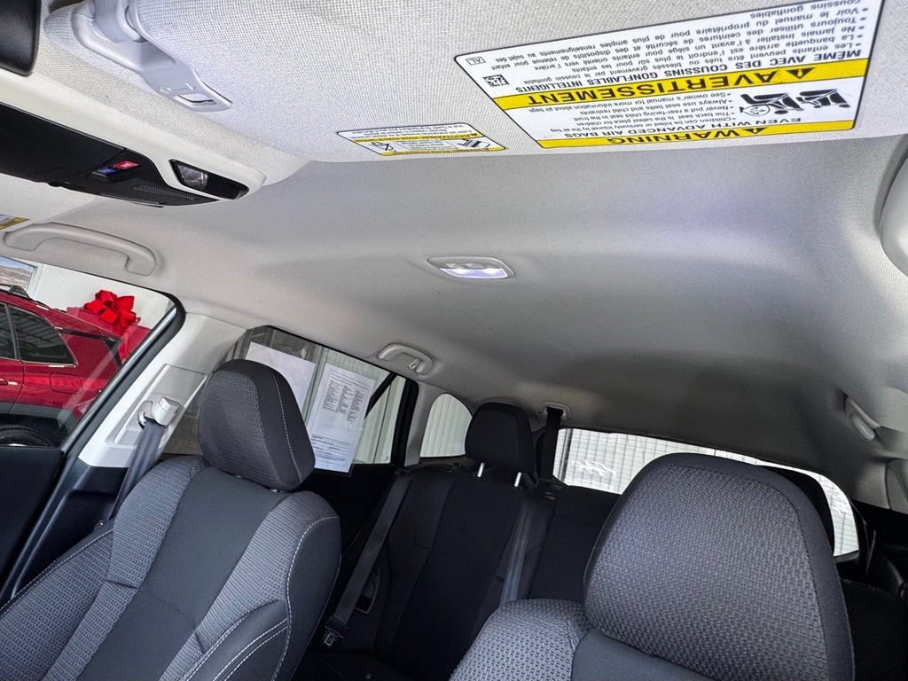 Used 2024 Subaru Outback Premium AWD/4WD image 38