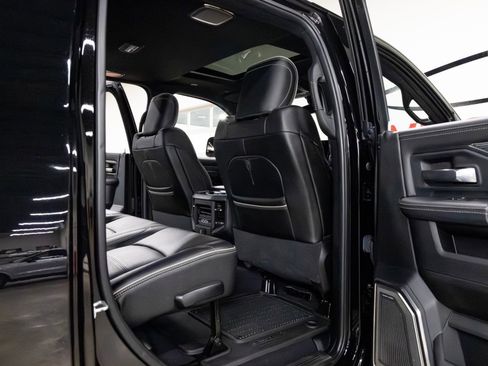 Used 2020 RAM 2500 Limited image 34