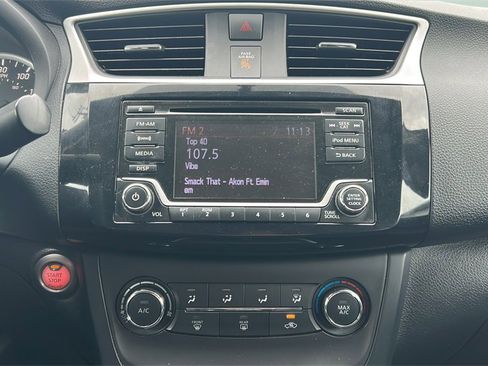 Used 2017 Nissan Sentra SV image 17