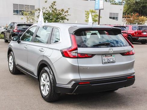 Used 2024 Honda CR-V LX image 7