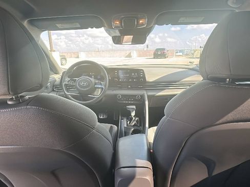 Certified 2025 Hyundai Elantra Sport FWD image 29