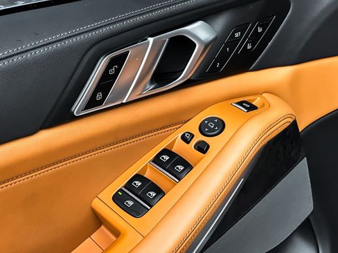 Certified 2023 BMW X5 sDrive40i w/ Luxury Seating Package image 12