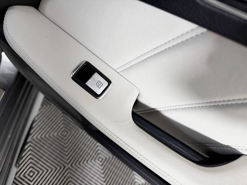 Used 2014 Mercedes-Benz E 63 AMG S-Model image 47