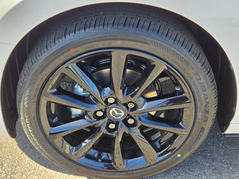 New 2026 MAZDA MAZDA3 2.5 S Hatchback w/ Premium Pkg FWD image 12