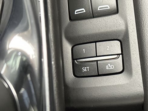 Used 2024 Chevrolet Suburban Premier image 43