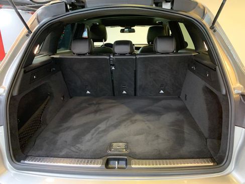 Used 2019 Mercedes-Benz GLC 300 4MATIC image 40