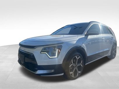 Used 2023 Kia Niro SX Touring